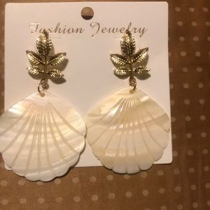 Cream and Gold Shell Earrings.